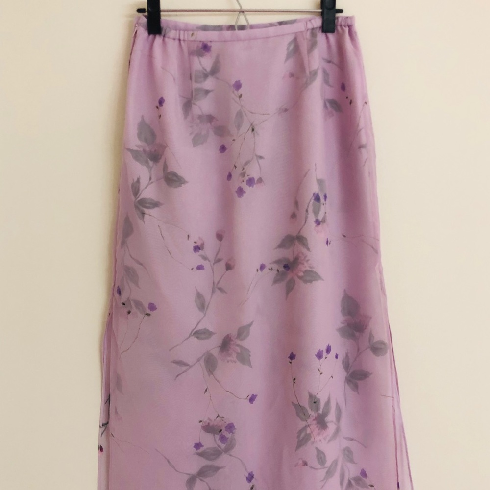 Cute lavender pattern midi skirt